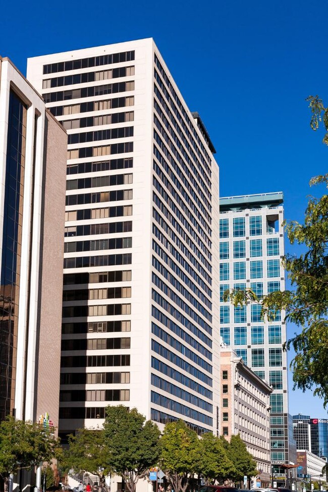 Building Photo - 44 W Broadway