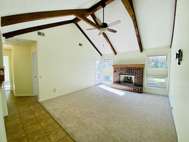 Building Photo - {12030 - F}  Updated Condo in Fantastic Location + Top Floor + Covered Parking Included + Private...