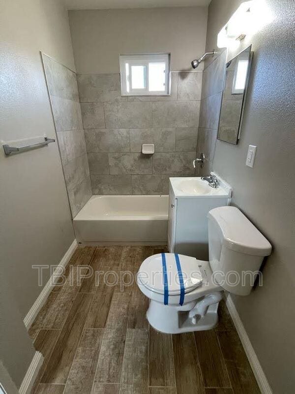 Building Photo - 7771 Philbin Ave