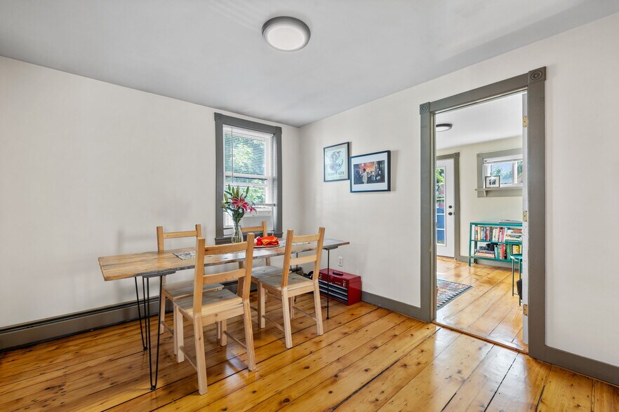 Building Photo - 9 Hodges Ct