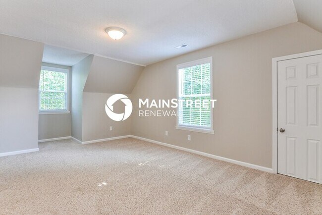 Building Photo - 4 Bedroom Pet-Friendly Home in Smithfield,...