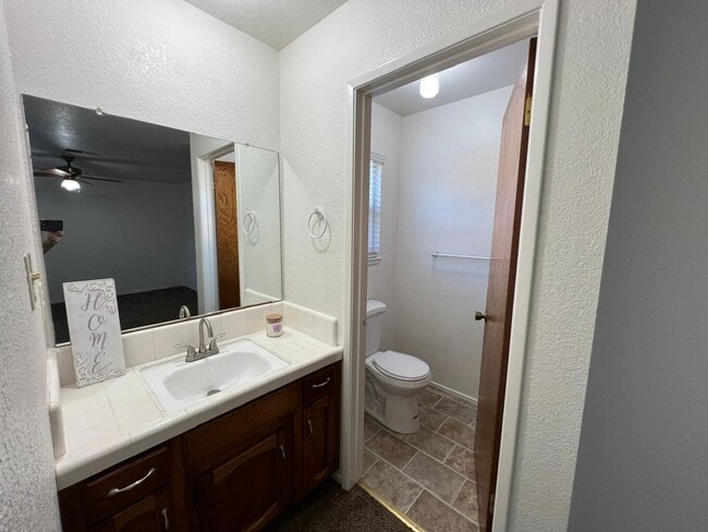 Building Photo - Immaculate 3 bedroom on a court!