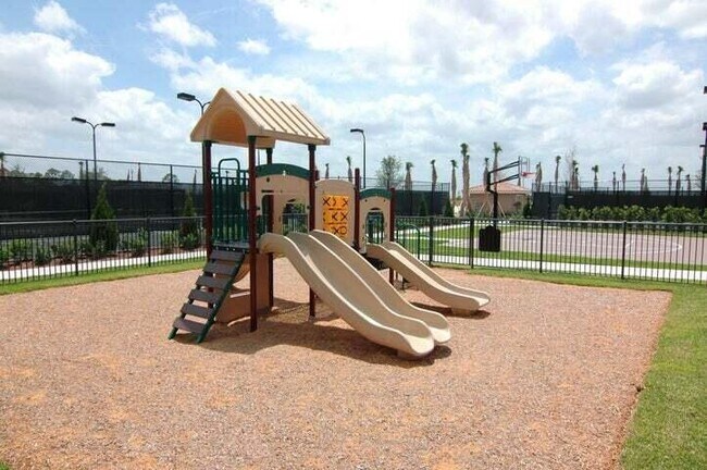 Building Photo - 9051 SW Pepoli Way