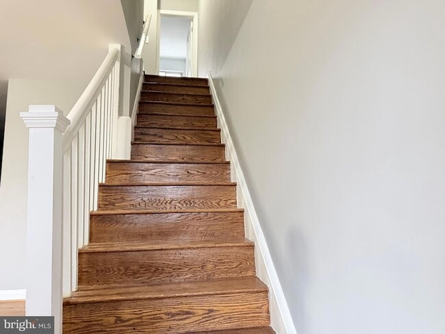 Building Photo - 5115 Pembridge Ave