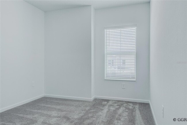 Building Photo - 3290 Laurent Lp