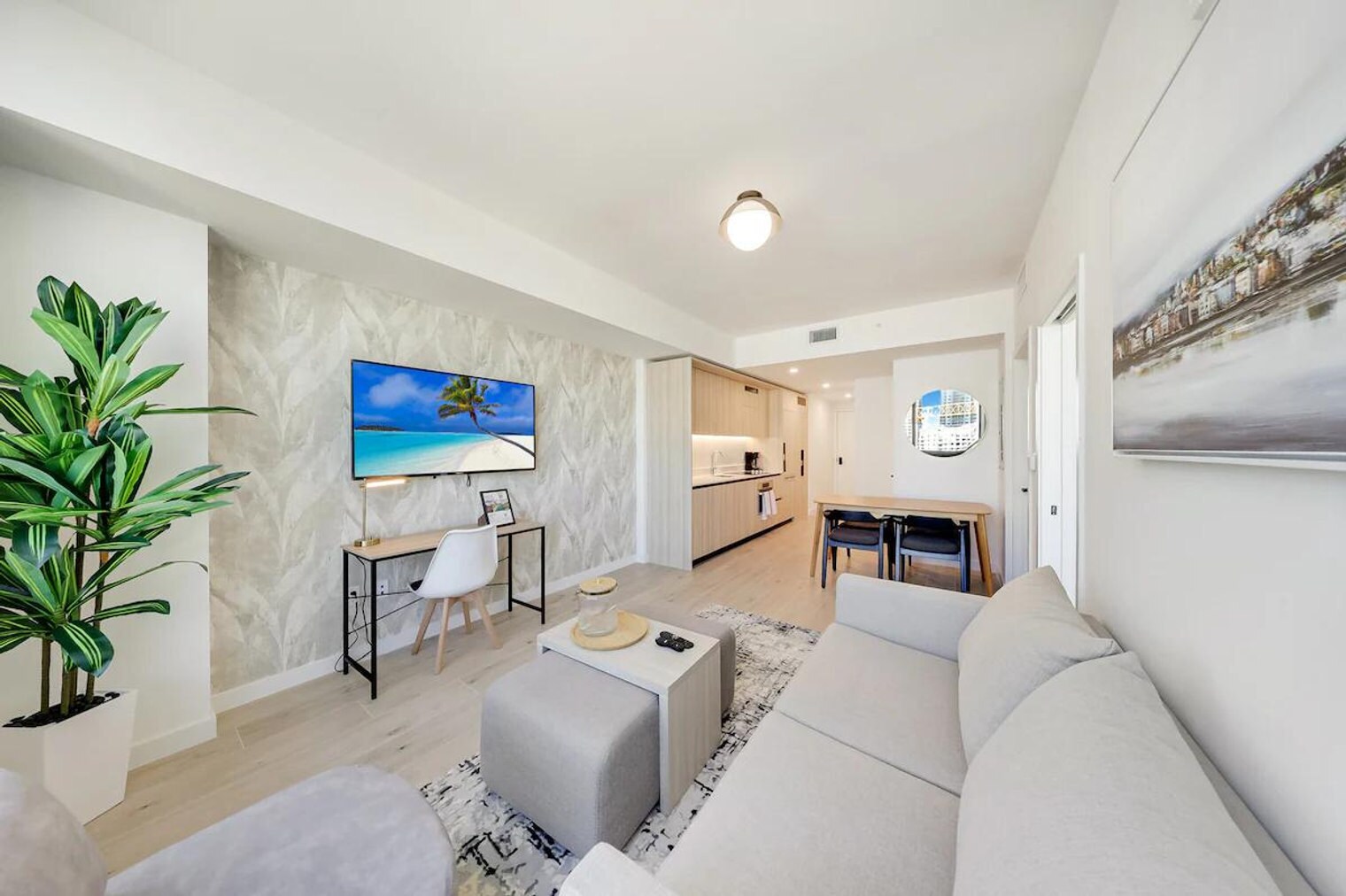 Building Photo - 40 NW 3rd St