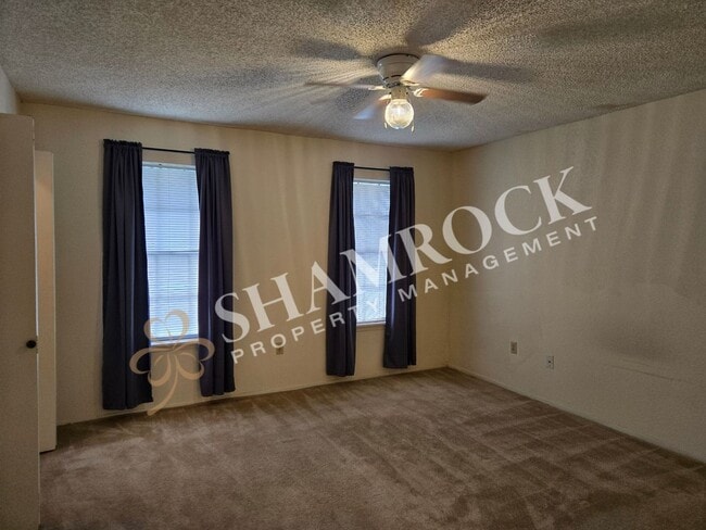 Building Photo - 908 Lancelot Cir