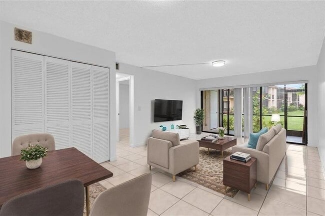 Building Photo - 2355 SW 15th St