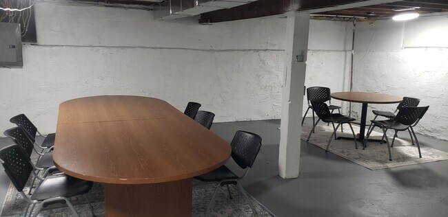 Building Photo - Charming, Comfortable And Convenient 2 Story Residential Home for Rent