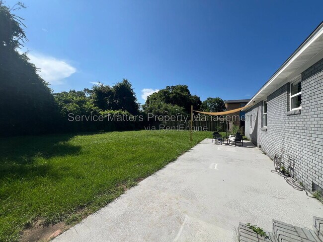 Building Photo - 8184 Excelsior Dr