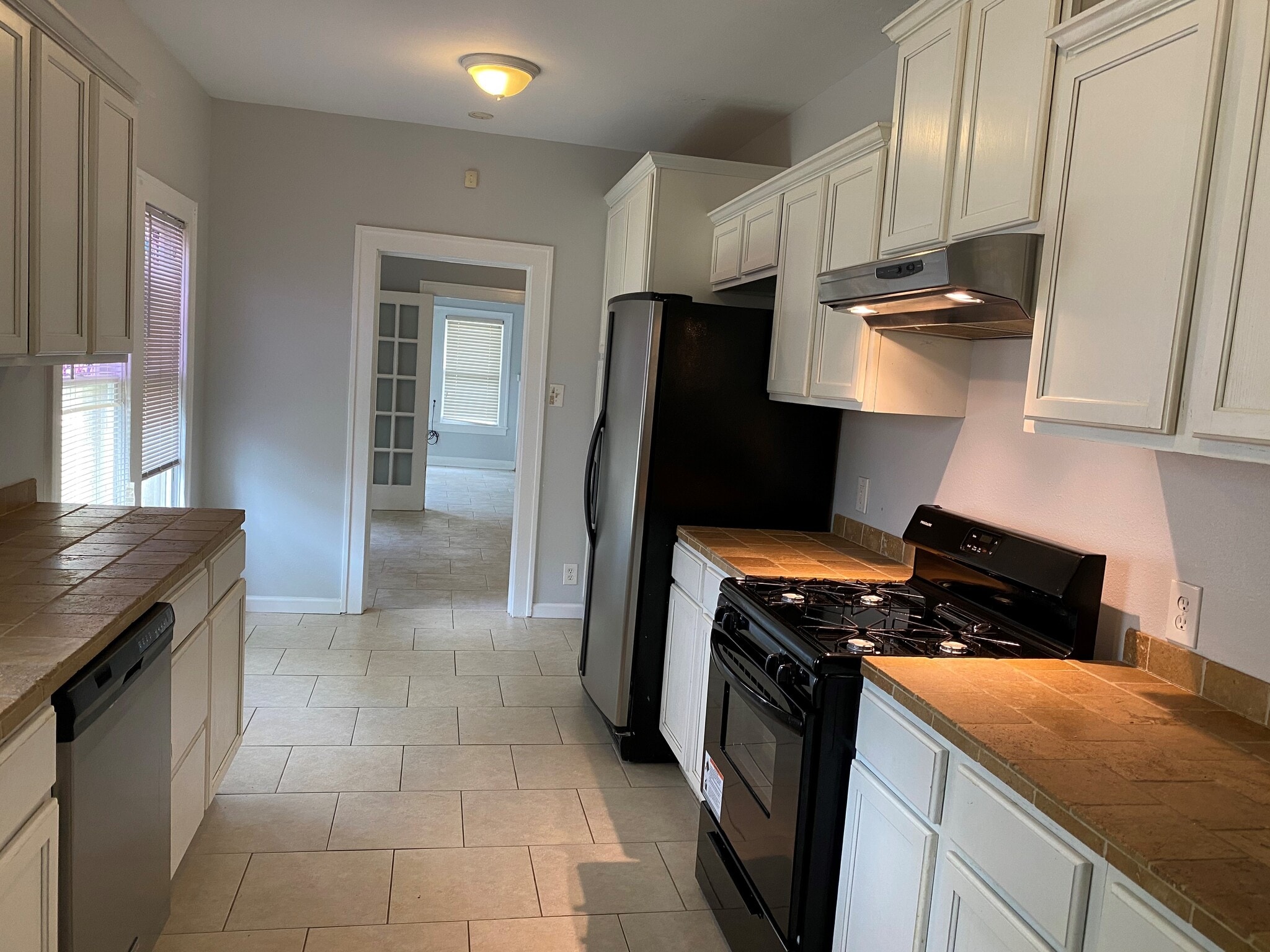 Building Photo - 341 Palmero
