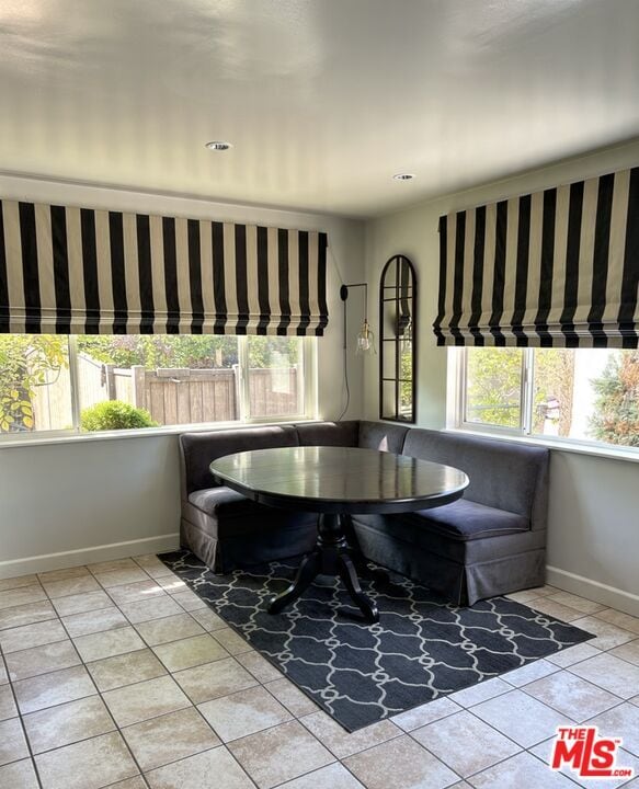 Building Photo - 503 N Greencraig Rd