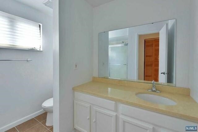 Building Photo - 798 Spinnaker Ct