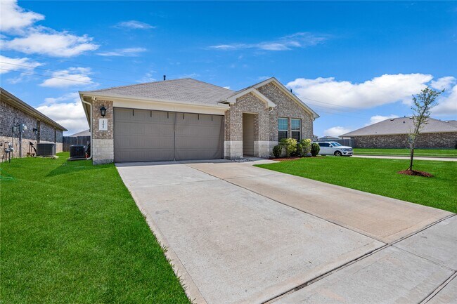 Building Photo - 22627 Petrizzi Ln