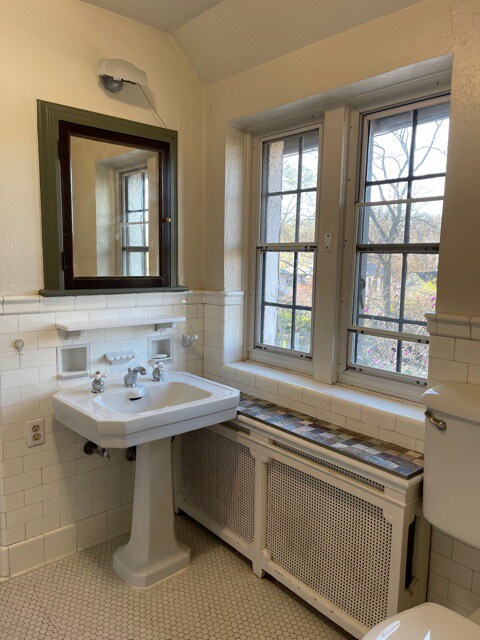 Building Photo - 6301 Alexander Dr