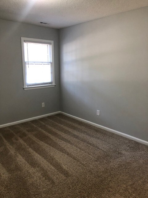 Building Photo - 501 Waldo St