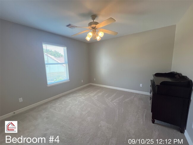 Building Photo - 903 Sugarfield Ct