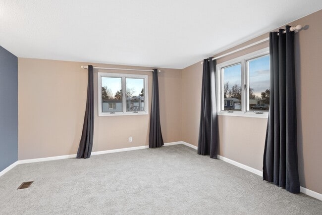Building Photo - 4497 HSD LLC