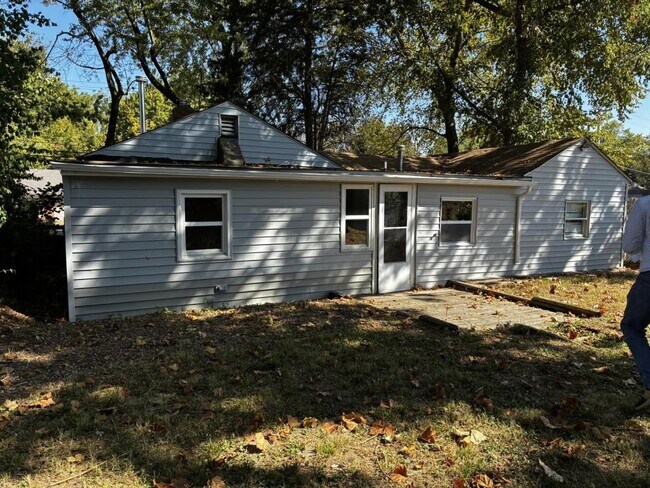 Building Photo - 10019 Northgate Dr