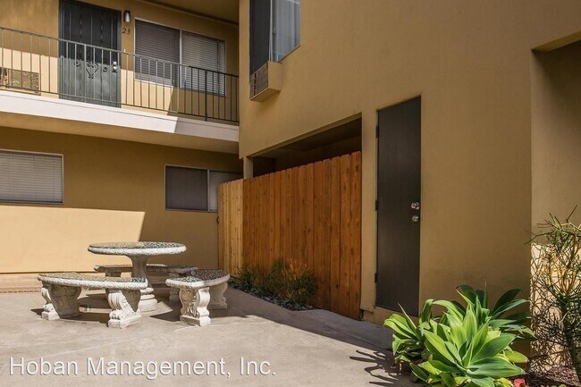 Building Photo - 4323 Parks Ave