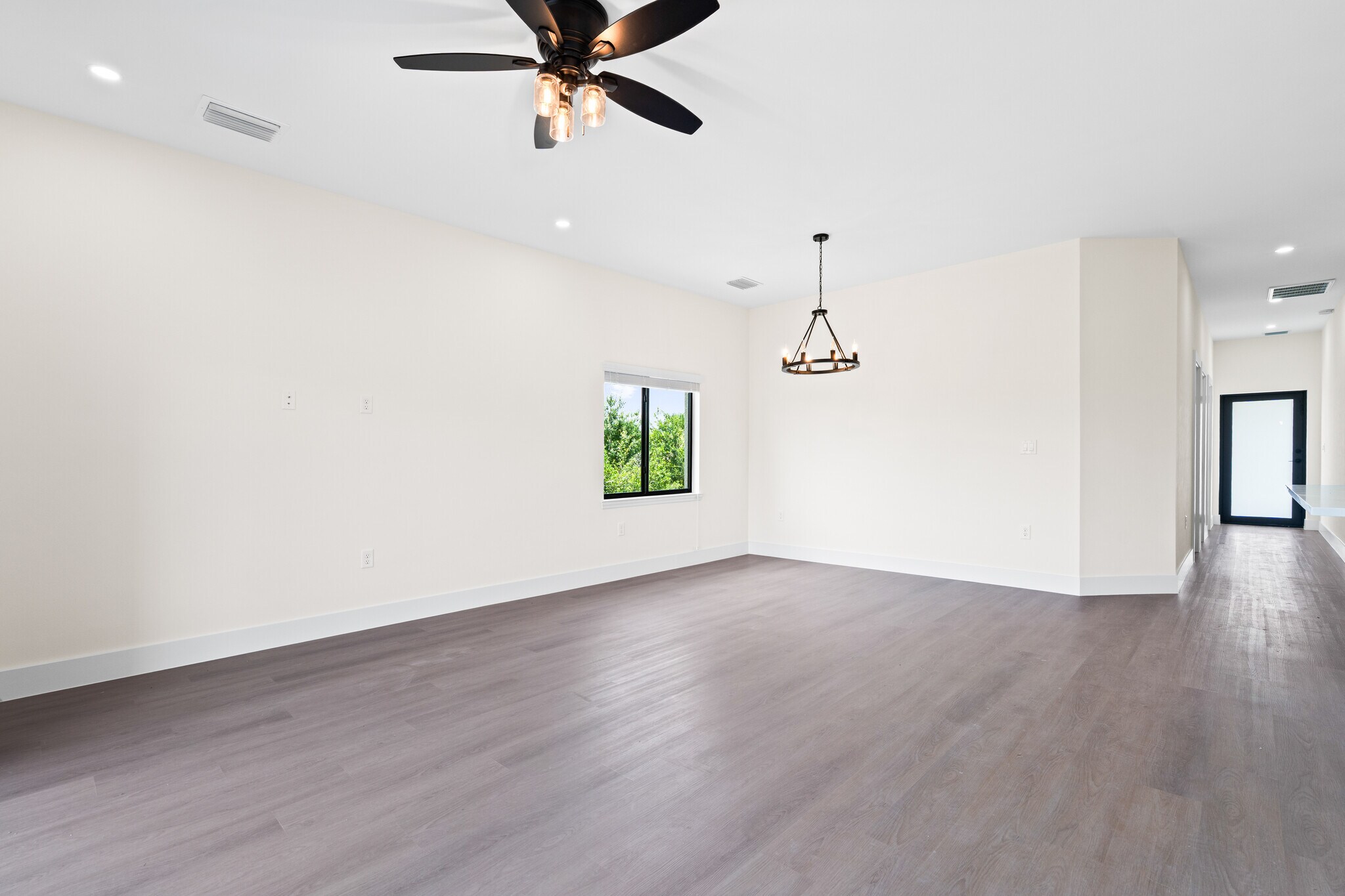 Building Photo - 12138 Tetzel Ave