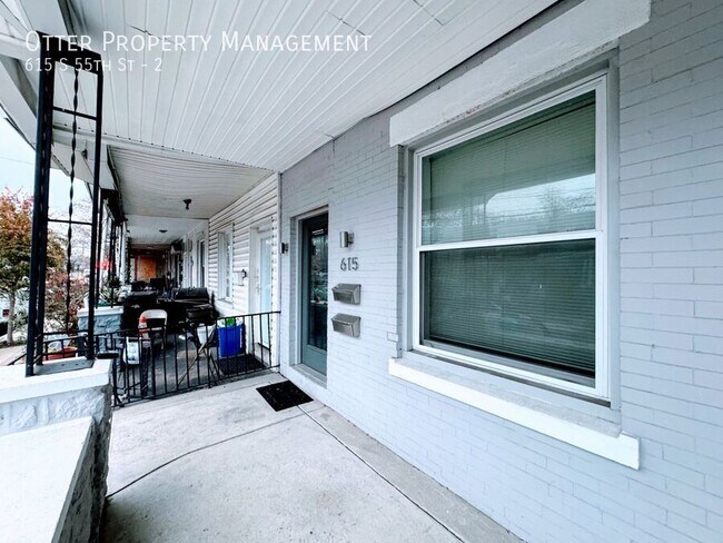 Building Photo - 615 S 55th St