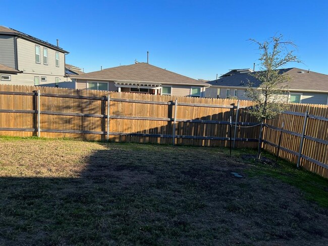 Building Photo - 14213 Cantarra Dr