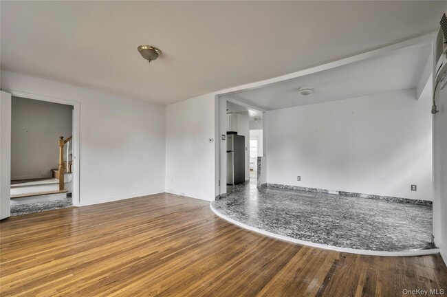 Building Photo - 209 Beech St