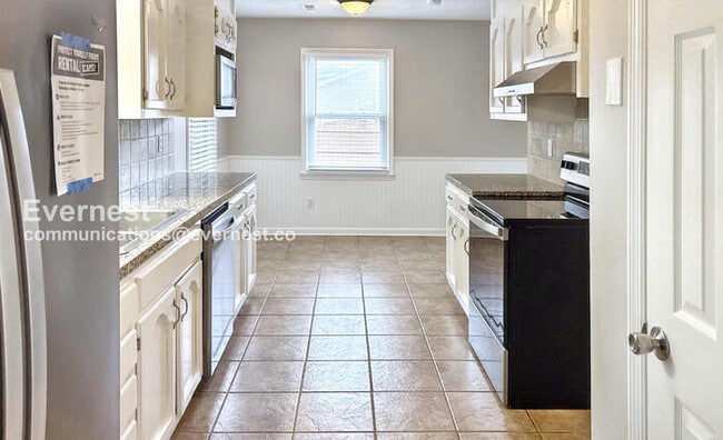 Building Photo - 148 Bibb Dr