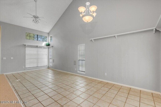 Building Photo - 8050 Toulon Ct