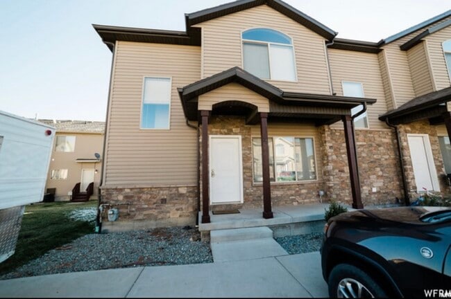 Building Photo - 1606 W 300 S