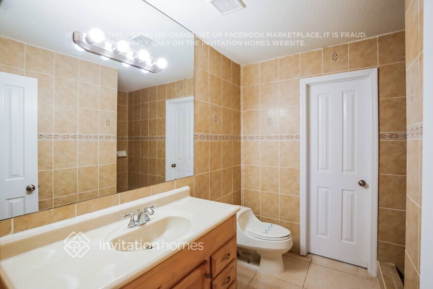 Building Photo - 11171 NW 36th St