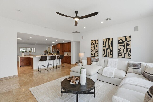 Building Photo - 6302 E Cochise Rd