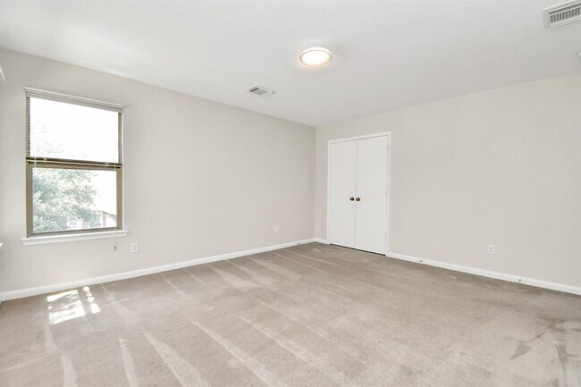 Building Photo - 6903 Oleander Grove Way