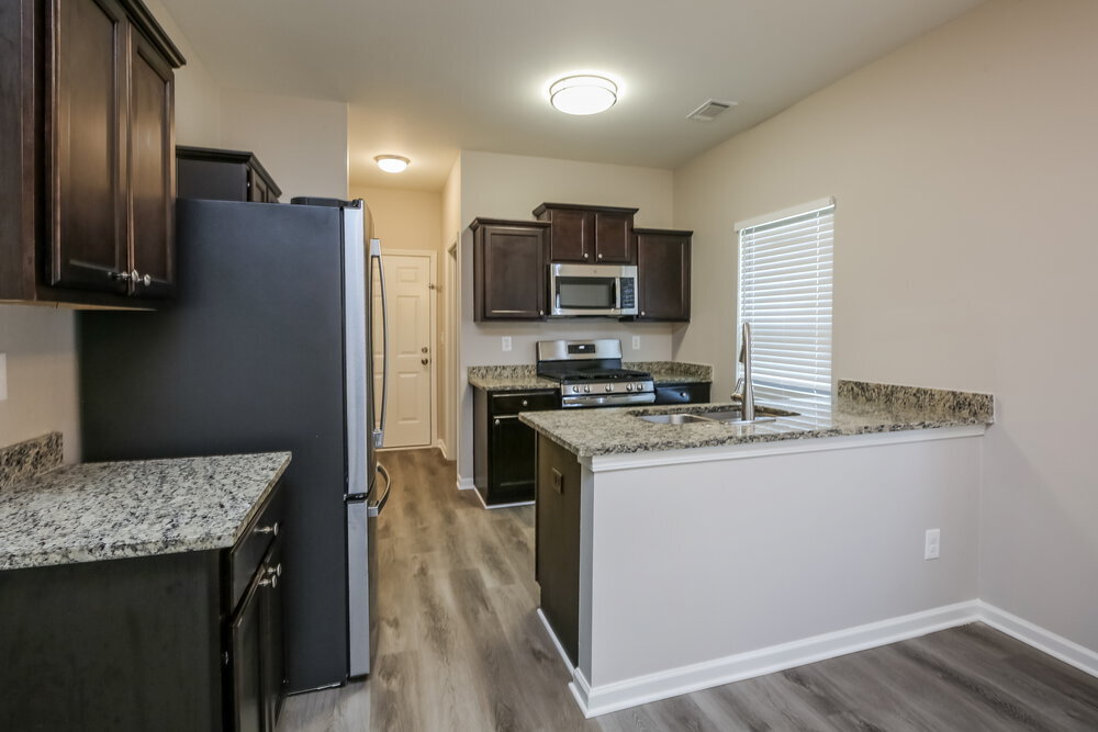 Building Photo - 643 Nonsuch Way