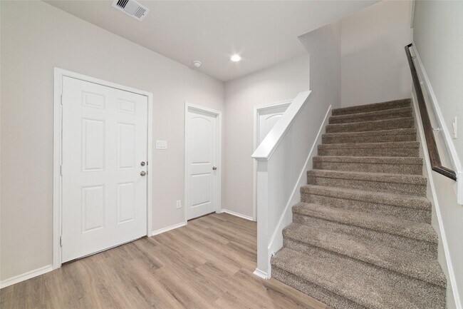 Building Photo - 23702 Harrow Fld Ln