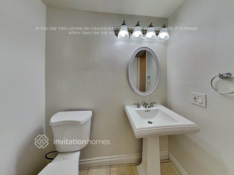 Building Photo - 458 Anacapa Cir