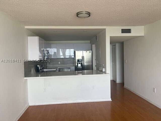 Building Photo - 1200 NE Miami Gardens Dr