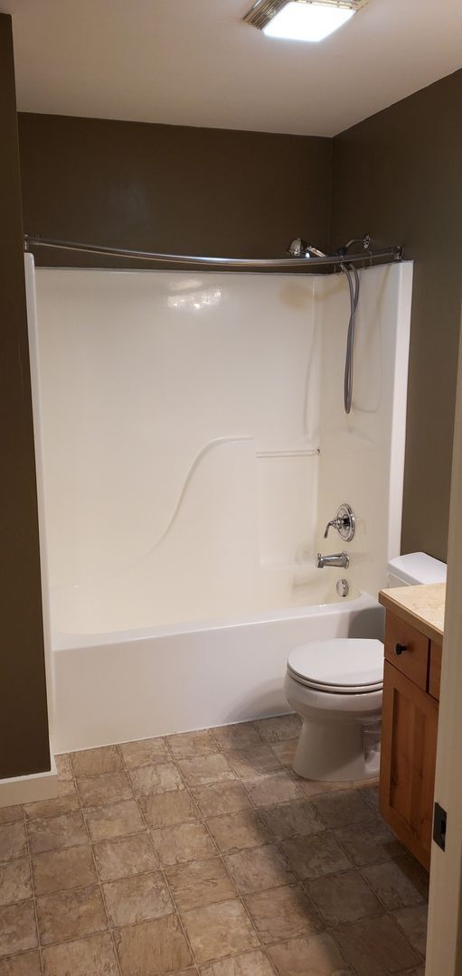 Building Photo - Charming 4-bedroom house in Alder Creek Su...