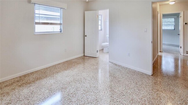 Building Photo - 3266 Jolson Dr