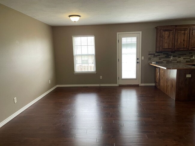 Building Photo - 3 Bedroom, All Brick home in Republic for ...