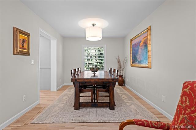 Building Photo - 7030 S Magnolia Cir