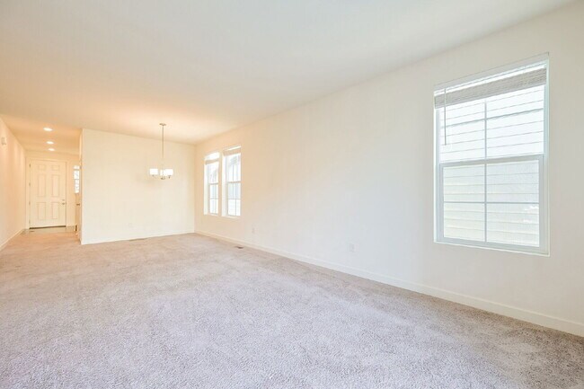 Building Photo - 6325 Stablecross Trl