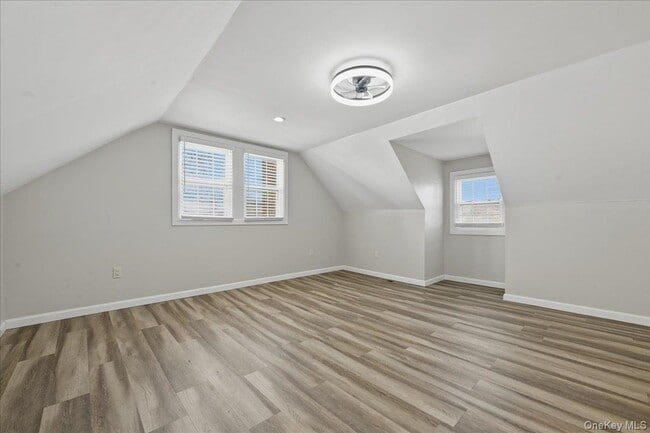 Building Photo - 18 Durham Rd