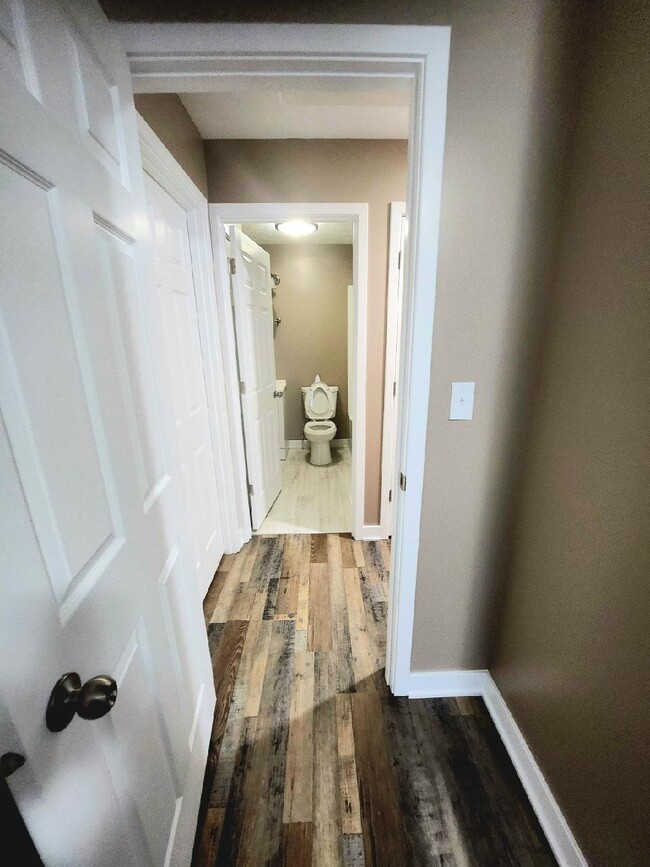 Hallway - 8341 Meadowlark Dr