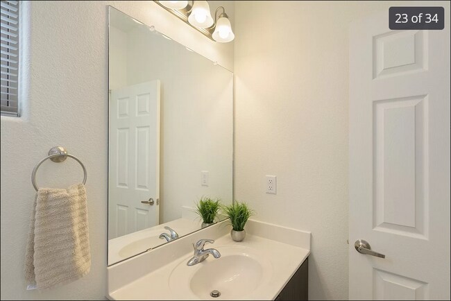 Building Photo - 5313 Camino del Griego