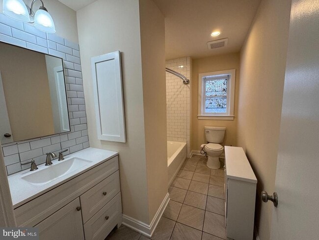 Building Photo - 345 Layfield Rd