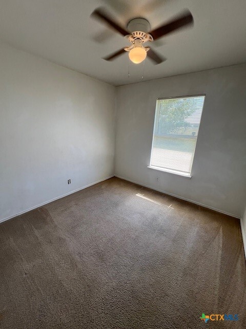 Building Photo - 3414 Crescent Dr