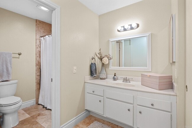 Building Photo - 6733 Oleander Way