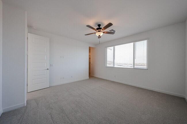 Building Photo - 4-Bedroom Home in Mystic at Lake Pleasant